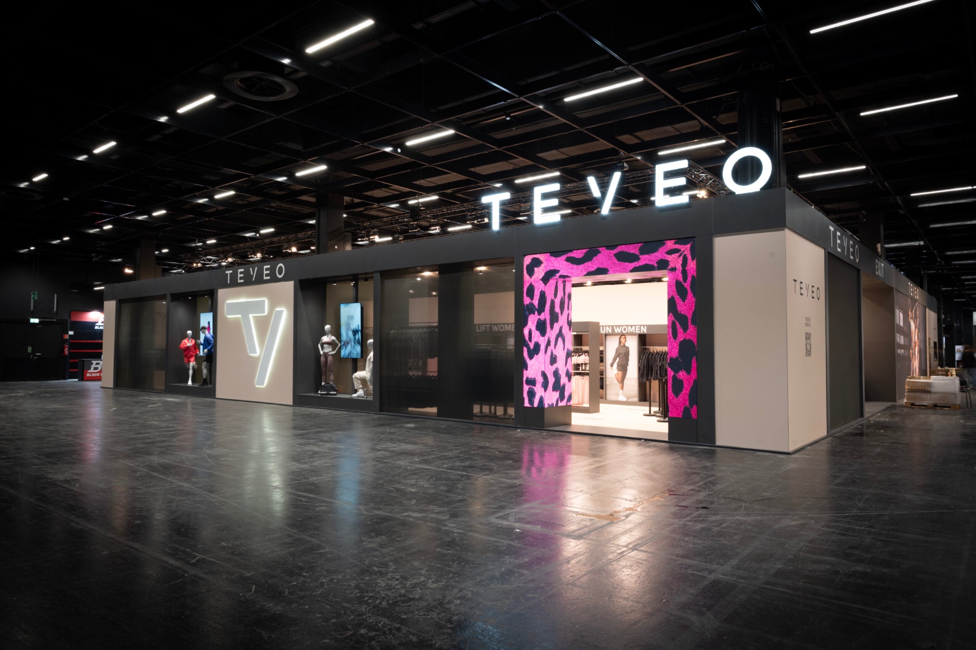 TEVEO Messestand